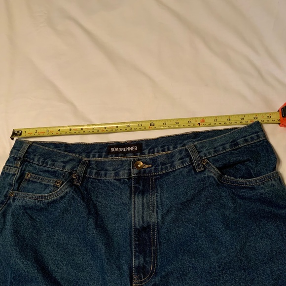 ROADRUNNER Straight Fit Blue Cotton Denim Jeans (40”W x 30.5”L) - Picture 7 of 12